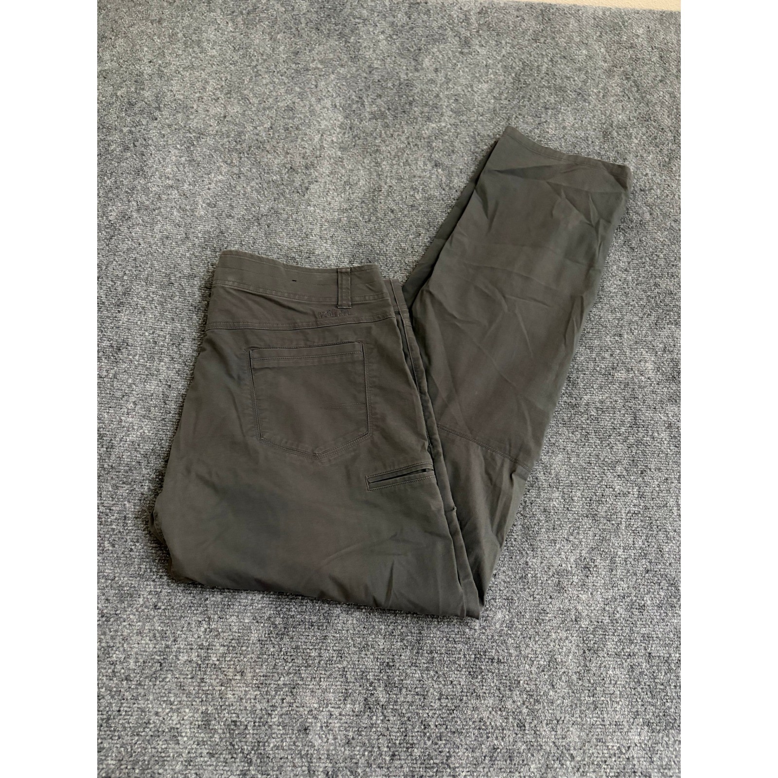 KUHL Slax Mens 38x36 Charcoal Gray Tapered Fit Technical Pants 5090