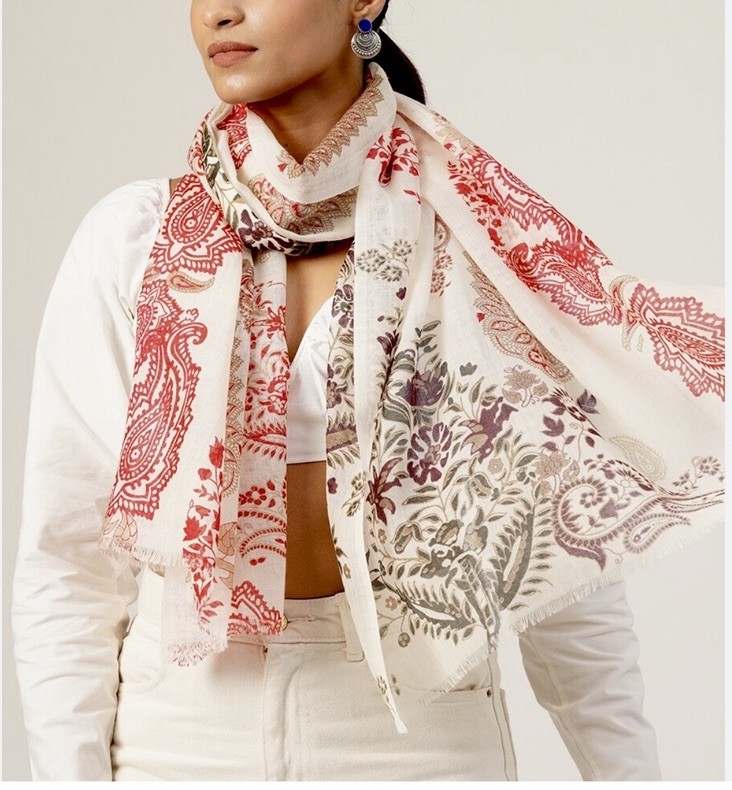 NWOT J. Jill Lightweight Oblong Scarf Woven Wool Paisley Wrap Ivory Red 24x70\
