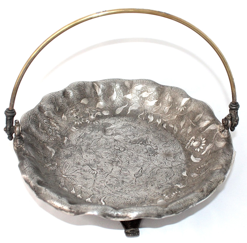 ANTQ James W. Tufts #2741 Quadruple Plate Footed Bridal Basket - Aesthetic Birds