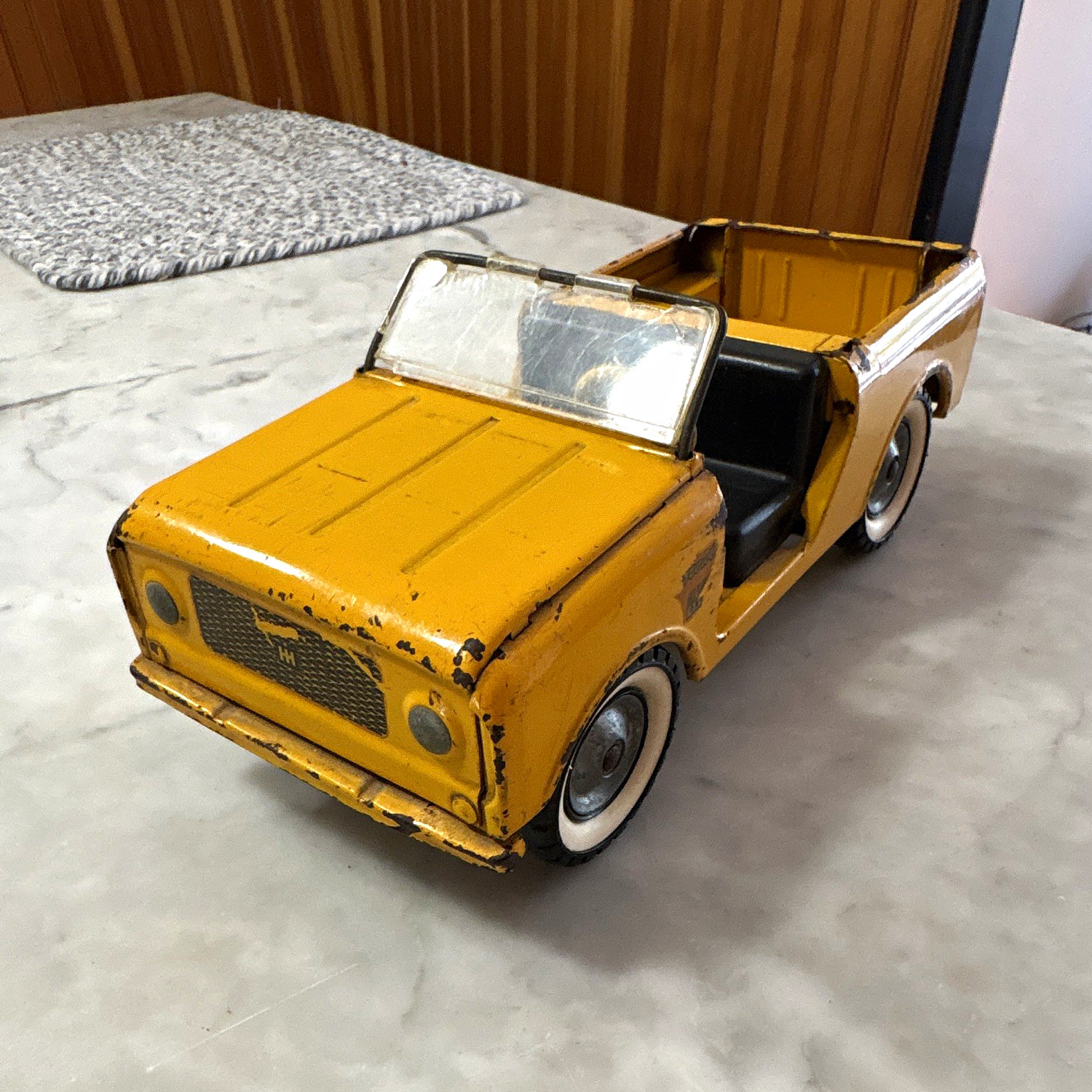 Vintage Tru-Scale International Harvester Scout Vintage Tru-Scale International Harvester Scout