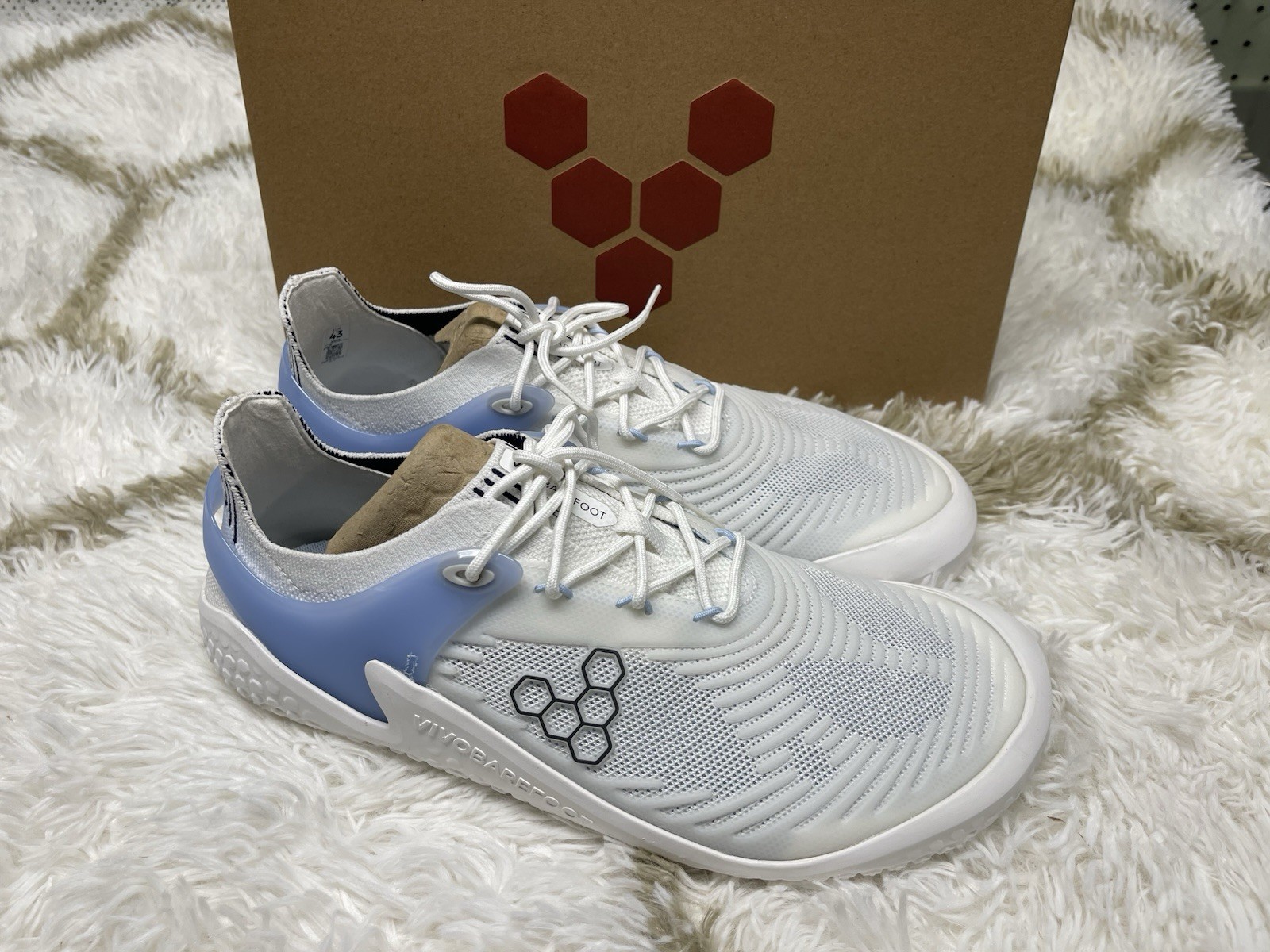 🧡*NIB* VivoBarefoot Motus Strength II Men\'s Size 10 Sneaker - Skyway MSRP$220