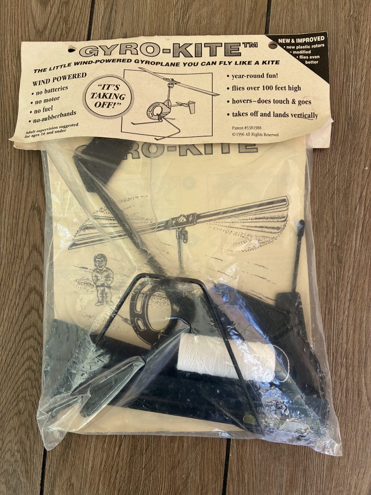 GYRO-KITE Black -Vintage 1996 Wind Powered Gyroplane- Sealed NOS +FAST SHIPPING GYRO-KITE Black -Vintage 1996 Wind Powered Gyroplane- Sealed NOS +FAST SHIPPING