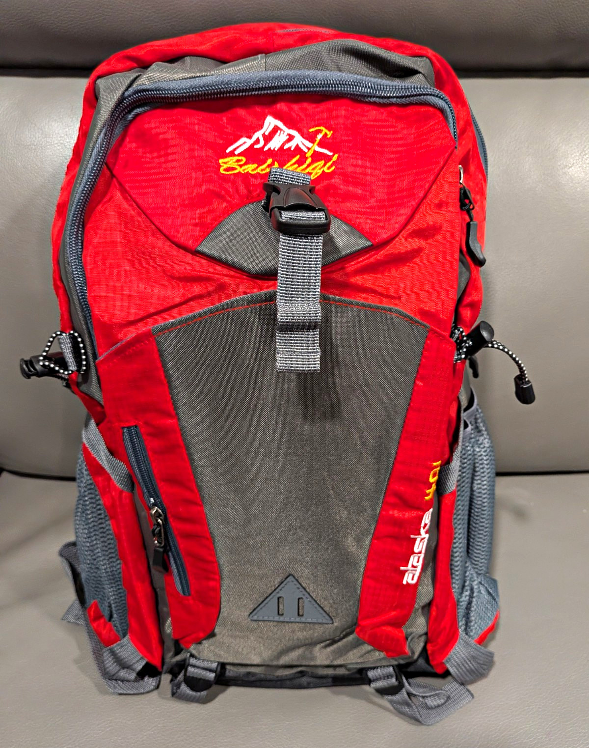 Eddie Bauer 20L Hiking Backpack Red/Gray/Black Hydration Zip 3 Pockets