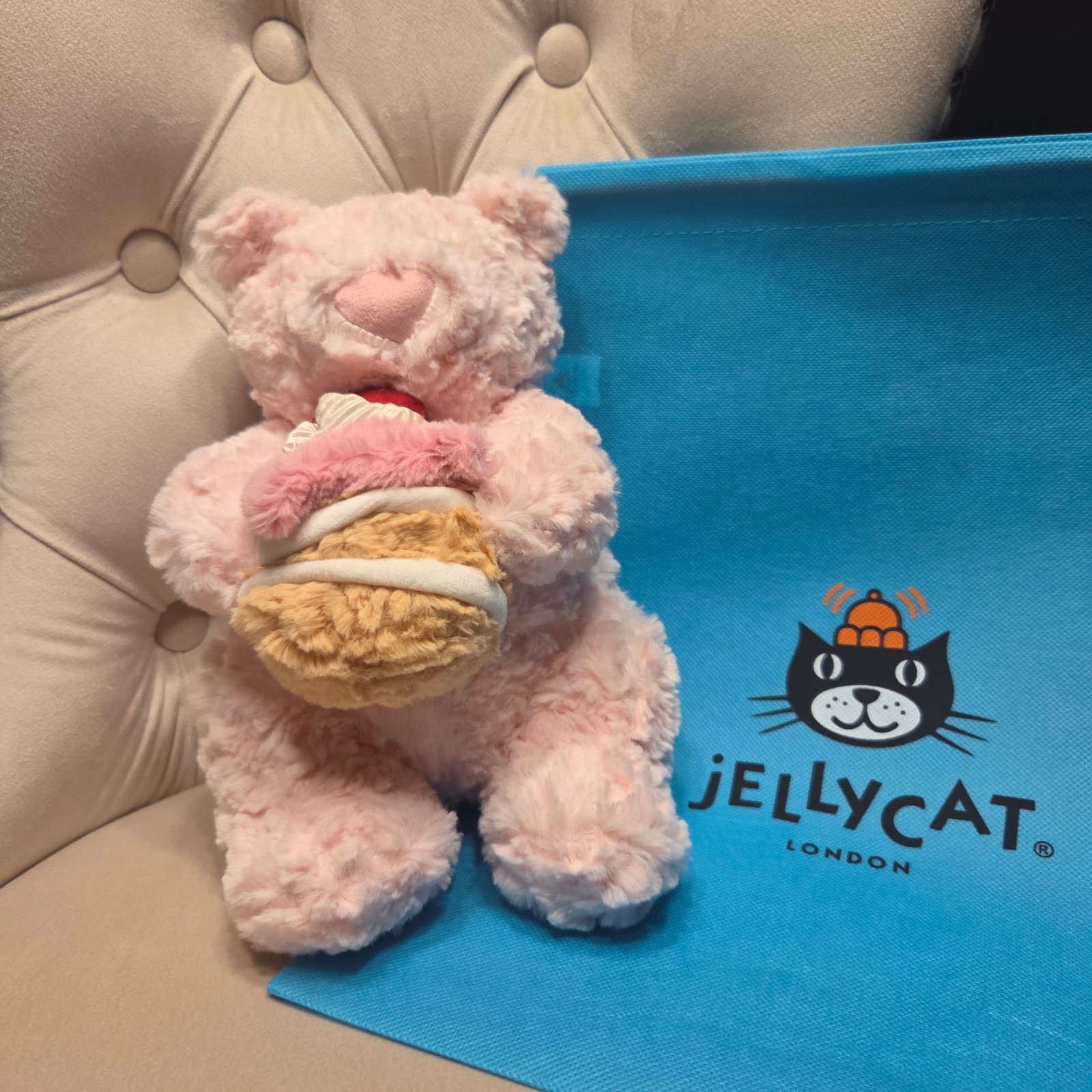Jellycat Amuseable Fluffy Leola Bear Strawberry Cake 9 Inch Plush Toy Gift