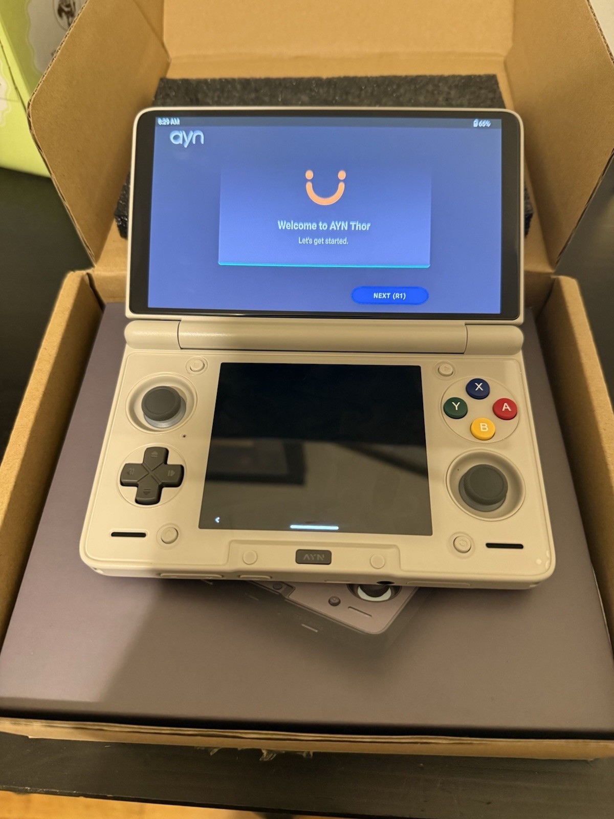 AYN Thor Pro 16GB 516GB open Box AYN Thor Pro 16GB 516GB open Box