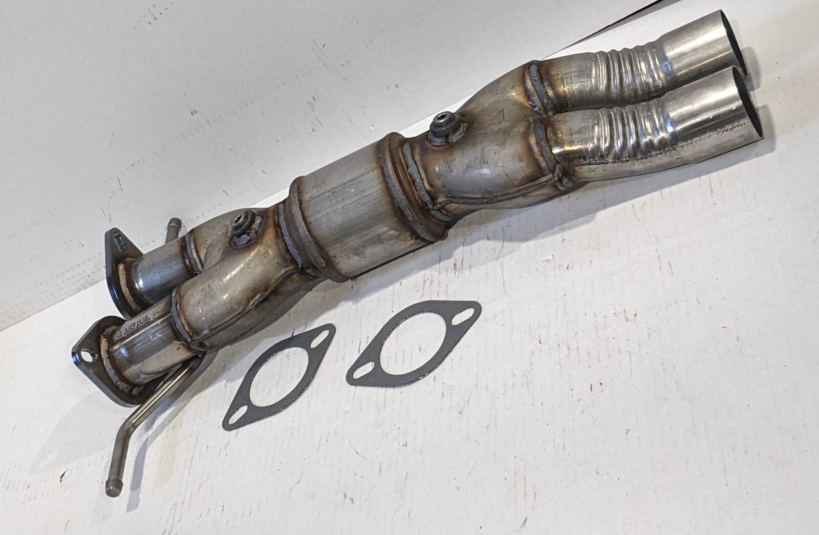 2012-2010 Lincoln MKT 3.5L Rear Direct Fit Catalytic Converter