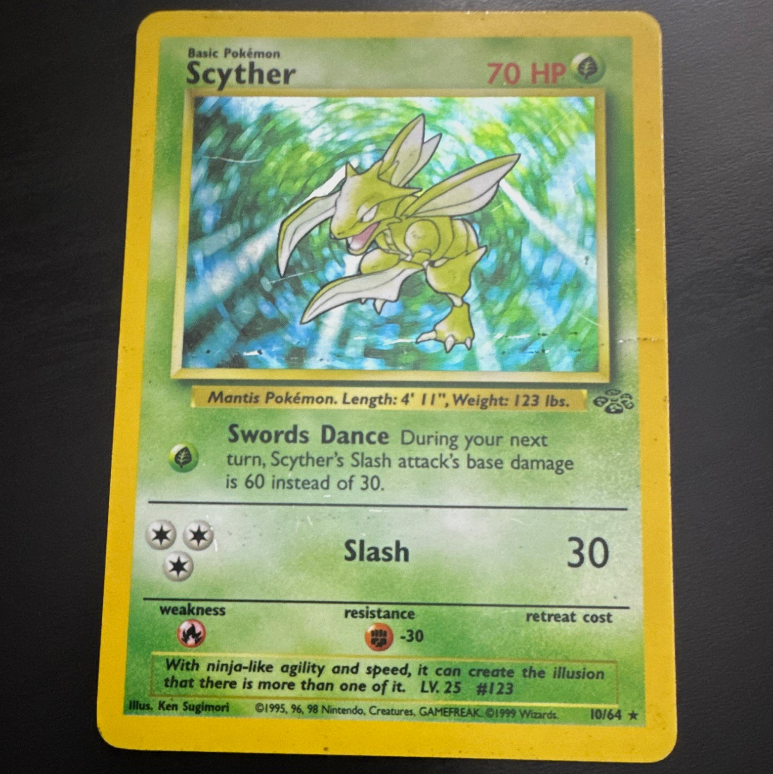 Scyther - Jungle 10/64 Holo Rare Unlimited English 1999 Pokémon Dmg Scyther - Jungle 10/64 Holo Rare Unlimited English 1999 Pokémon Dmg