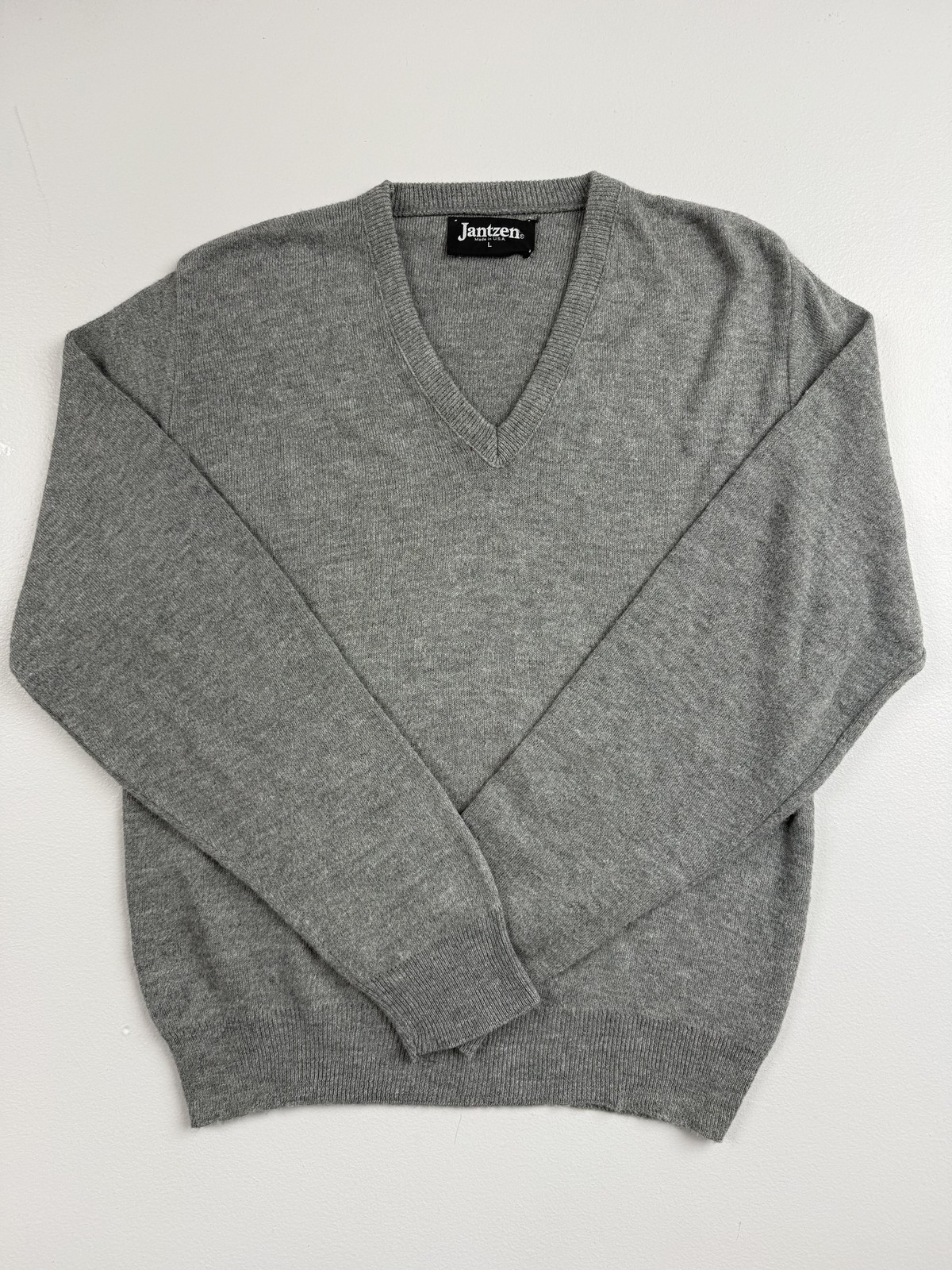 Vintage Jantzen Sweater Mens Large Gray V Neck Knit Pullover Made USA 90s