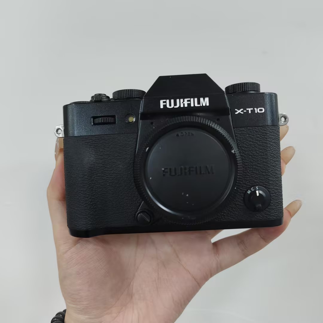 Fujifilm X-T10 16.3MP Mirrorless Digital Camera Body -Black Tested English