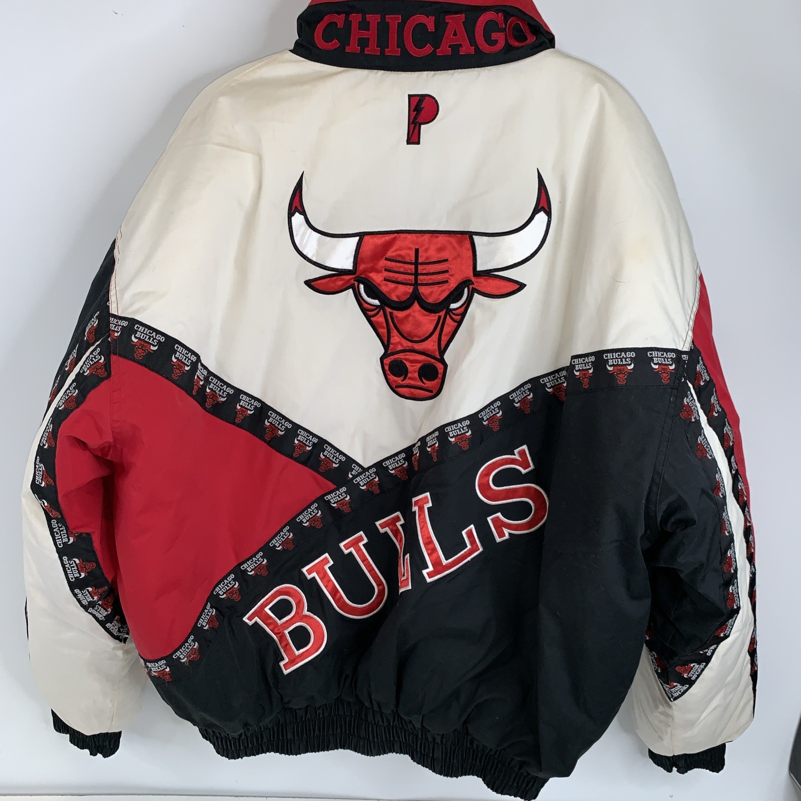 Chicago Bulls Windbreaker Jacket Mens XL Red Black NBA Basketball Apex One 90s Chicago Bulls Windbreaker Jacket Mens XL Red Black NBA Basketball Apex One 90s