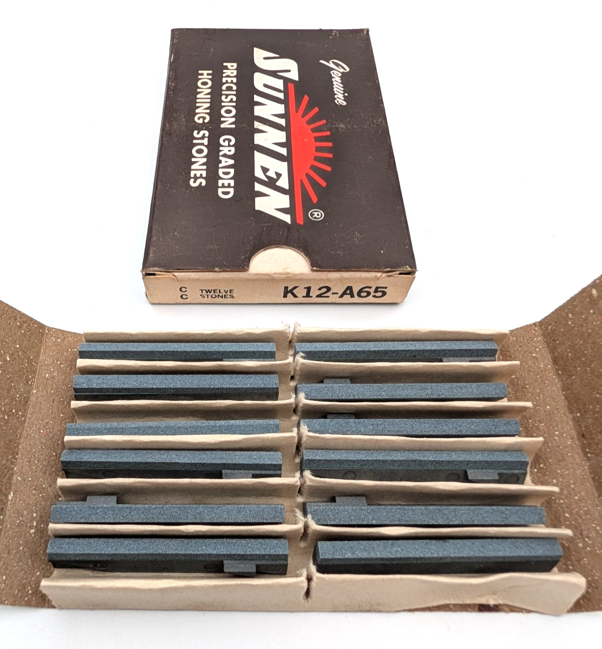 Sunnen K12-A65 honing stones - Full Box of 12 Stones - New Old Stock Sunnen K12-A65 honing stones - Full Box of 12 Stones - New Old Stock