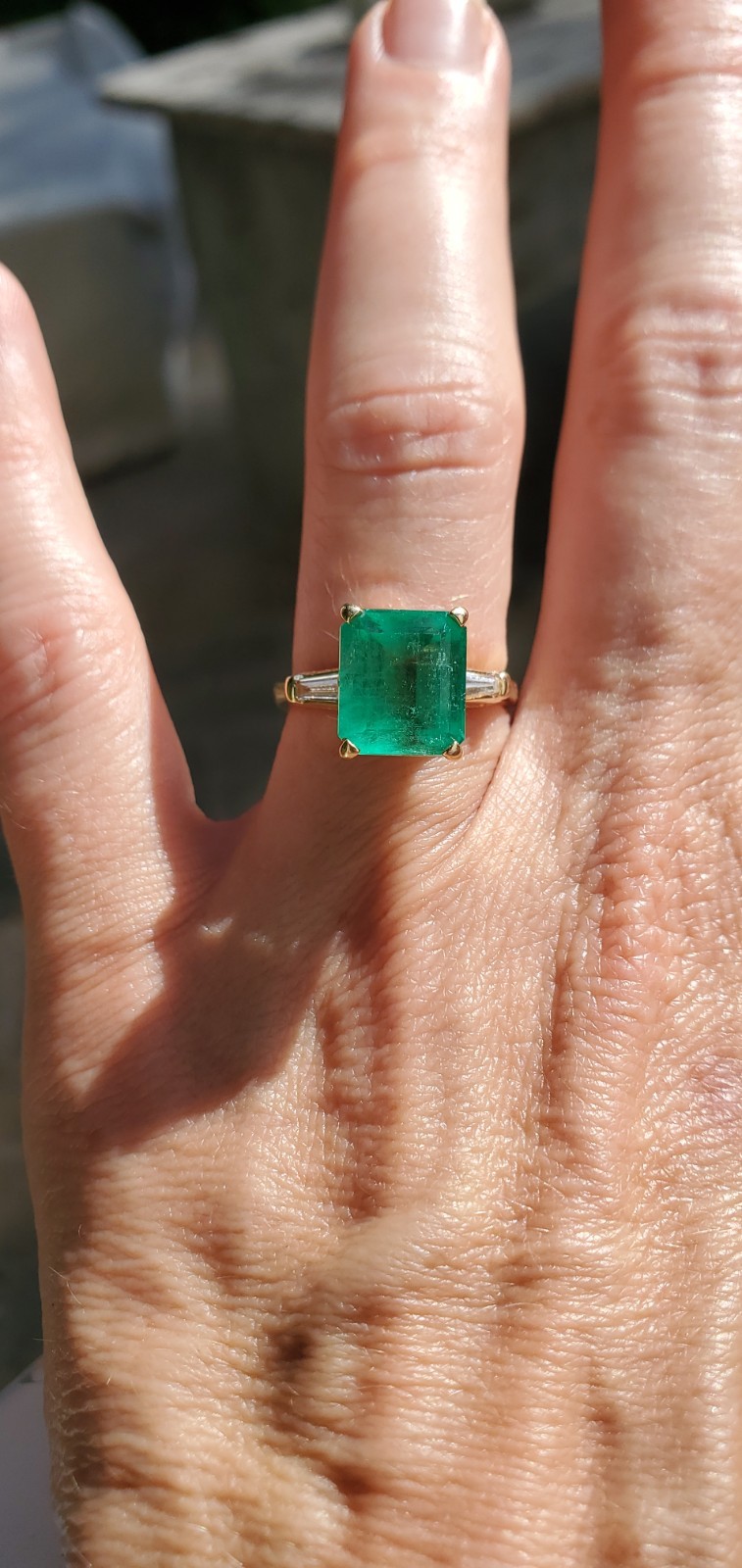 GIA 4.18ct Columbian Emerald Ring 12kyg GIA 4.18ct Columbian Emerald Ring 12kyg