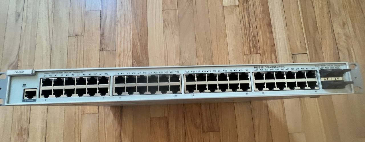 Ruijie RG-S2910V2-48GT4SFP-L - 48 Port Managed Network Switch - 4x 1G SFP Ports Ruijie RG-S2910V2-48GT4SFP-L - 48 Port Managed Network Switch - 4x 1G SFP Ports