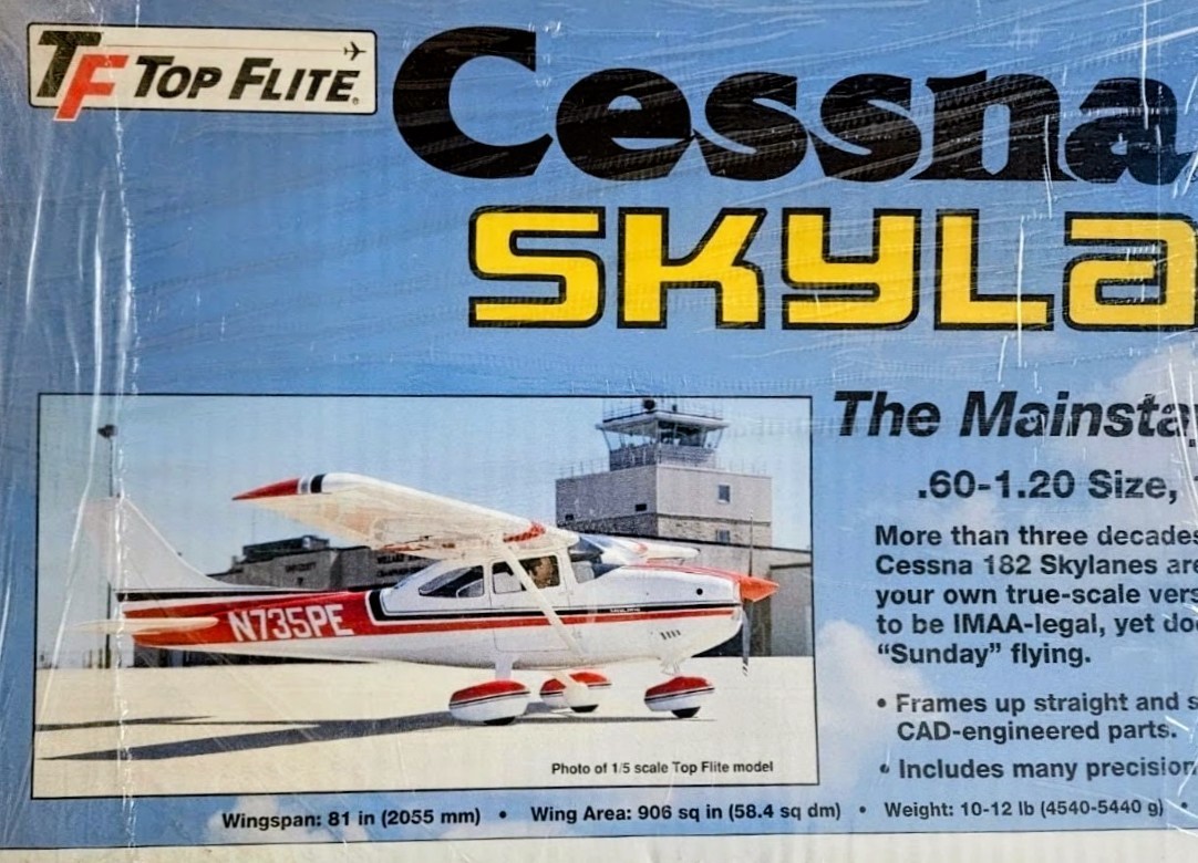 TOP FLITE GOLD COLLECTOR\'S KIT Cessna 182 Skylane sealed in original packaging. TOP FLITE GOLD COLLECTOR\'S KIT Cessna 182 Skylane sealed in original packaging.
