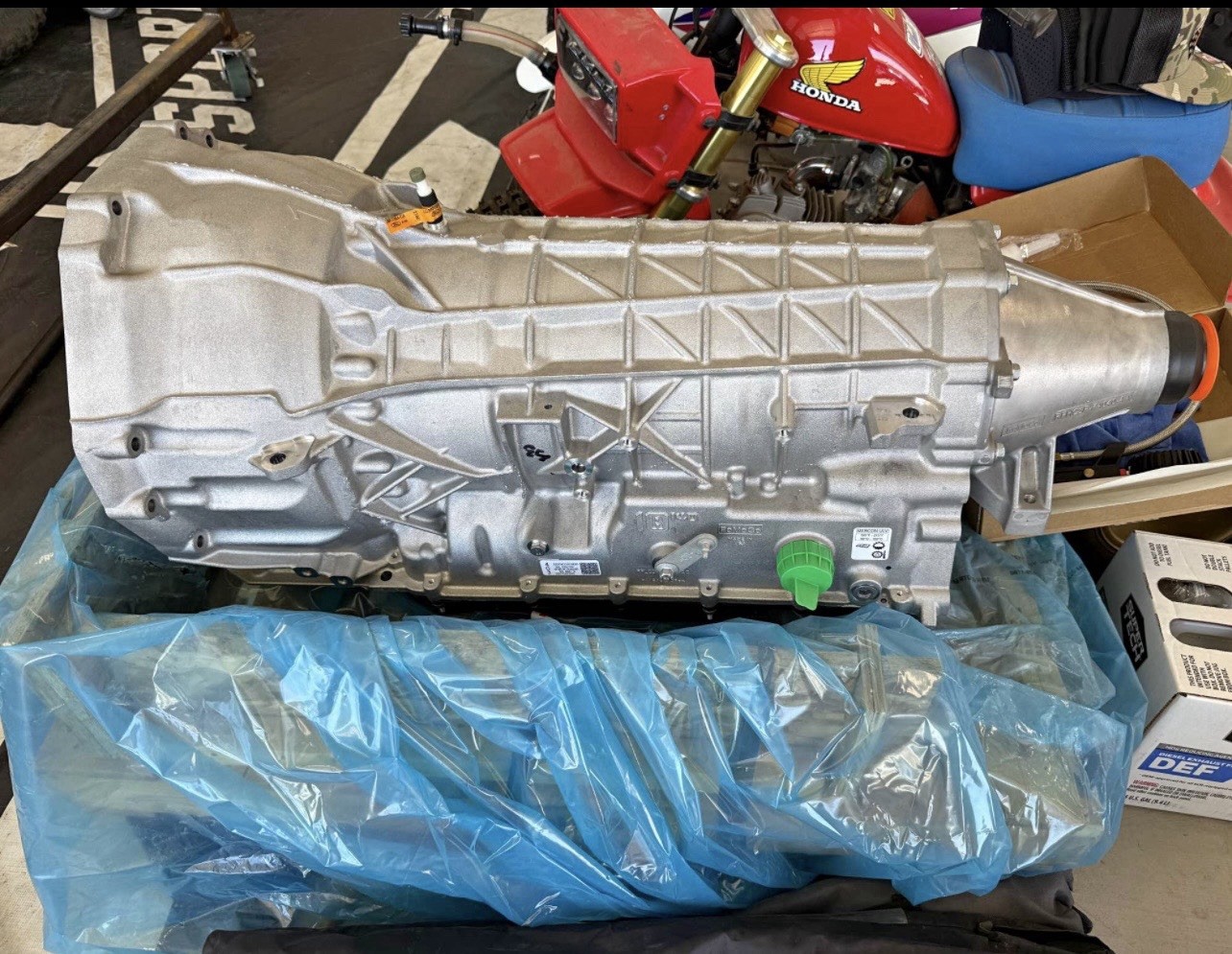Ford 10R140 Transmission 2WD BRAND NEW STILL IN CRATE Ford 10R140 Transmission 2WD BRAND NEW STILL IN CRATE