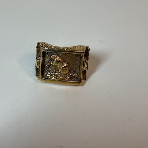 VTG 1961 MIT Class Ring Beaver Gold Finish Paperweight VTG 1961 MIT Class Ring Beaver Gold Finish Paperweight