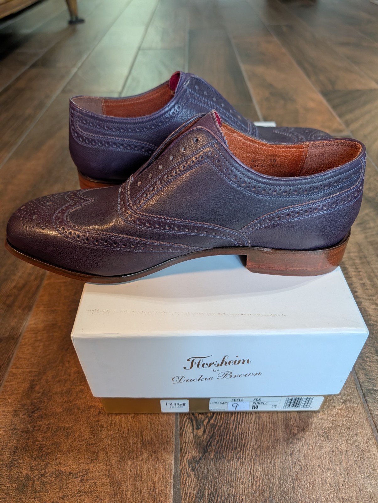 Florsheim by Duckie Brown Oxfords Dress Shoes Men\'s Purple Size 9 Leather Florsheim by Duckie Brown Oxfords Dress Shoes Men\'s Purple Size 9 Leather