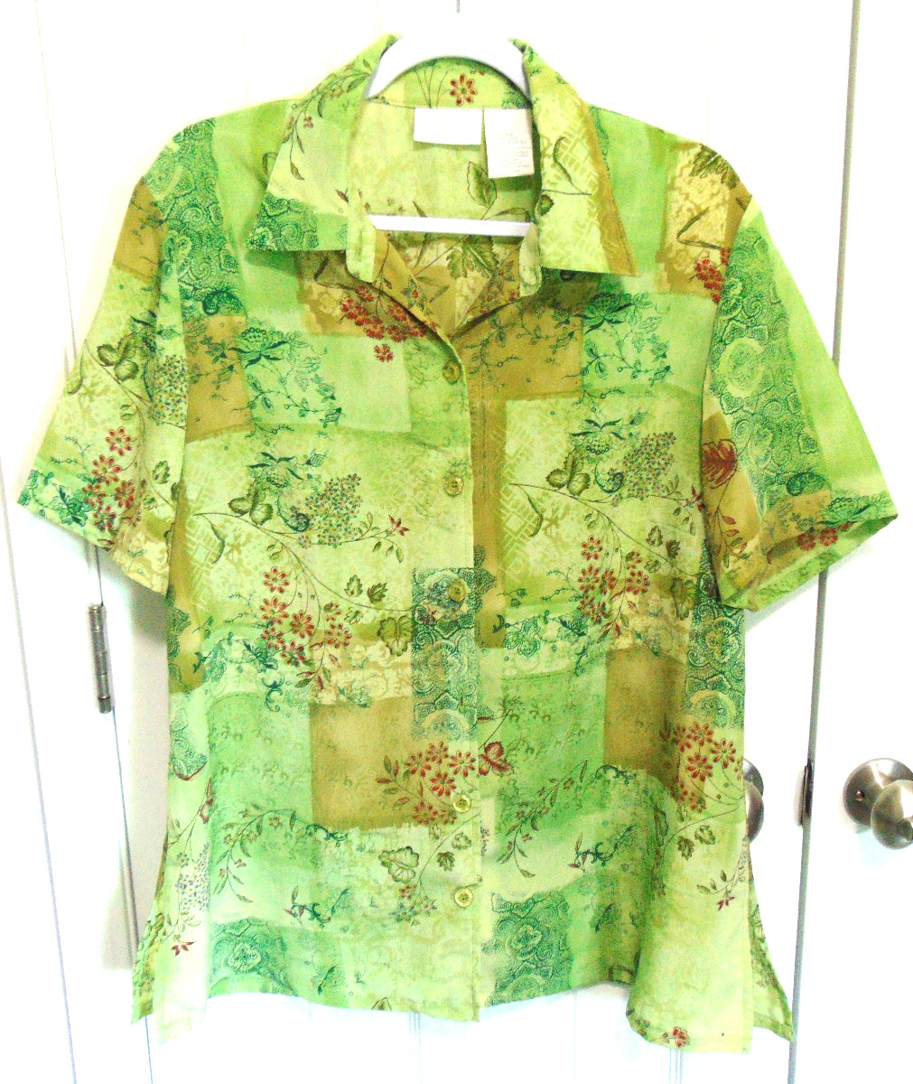 Worthington Woman, 16W, Green Multi Button Front Top  #1