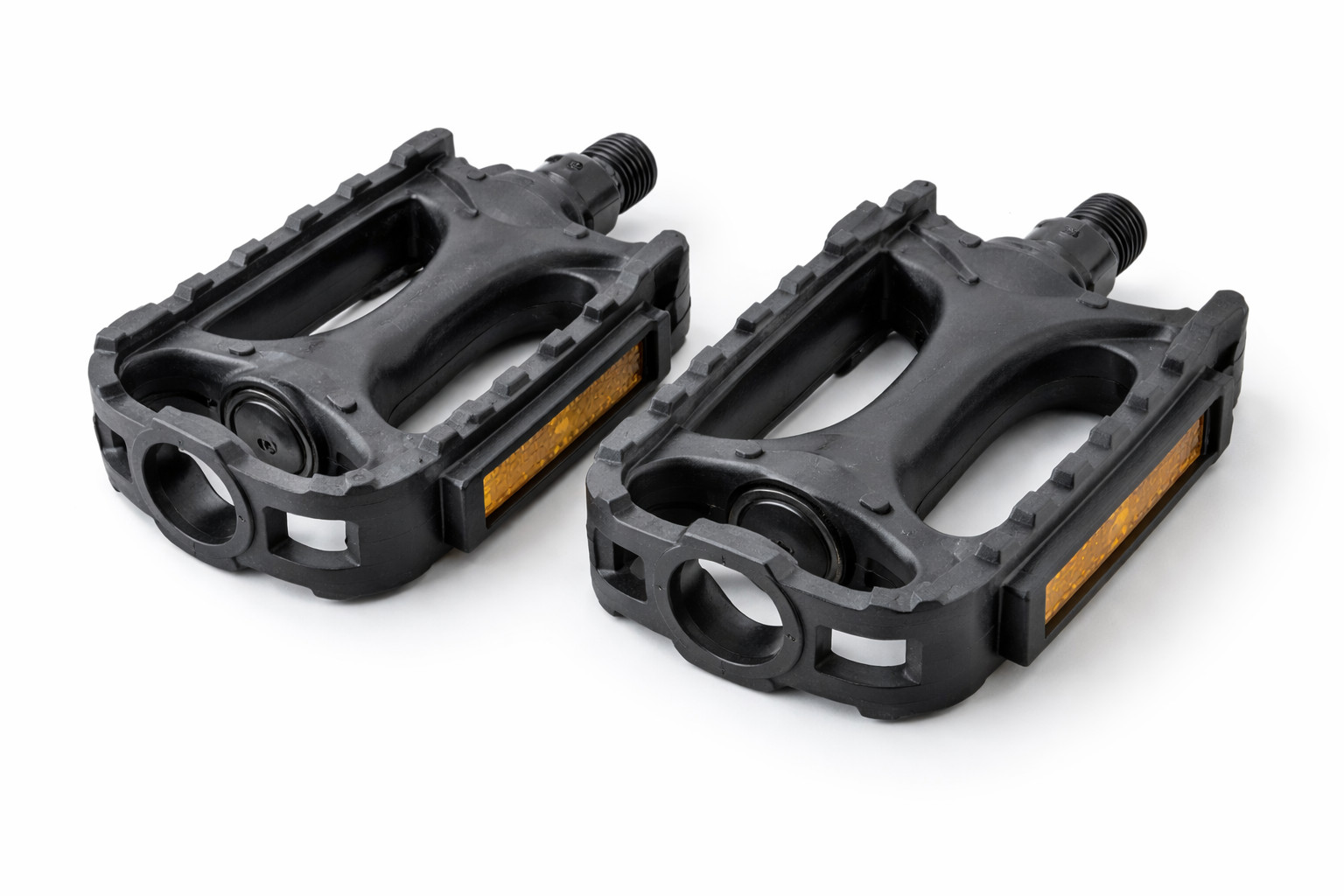 PAIR of Polymer Bicycle Pedals - 9/16 PAIR of Polymer Bicycle Pedals - 9/16