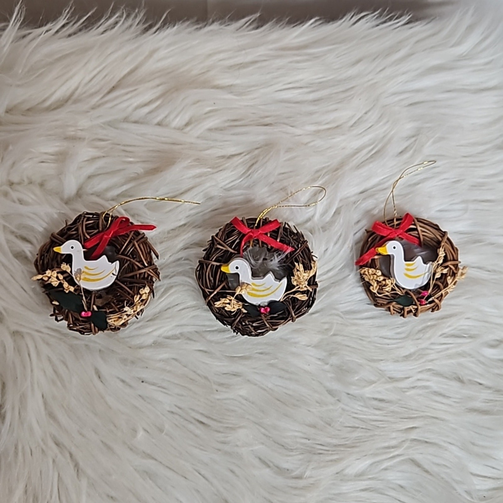 Vintage 1985 Handmade Wreath Duck Mini Ornaments in box