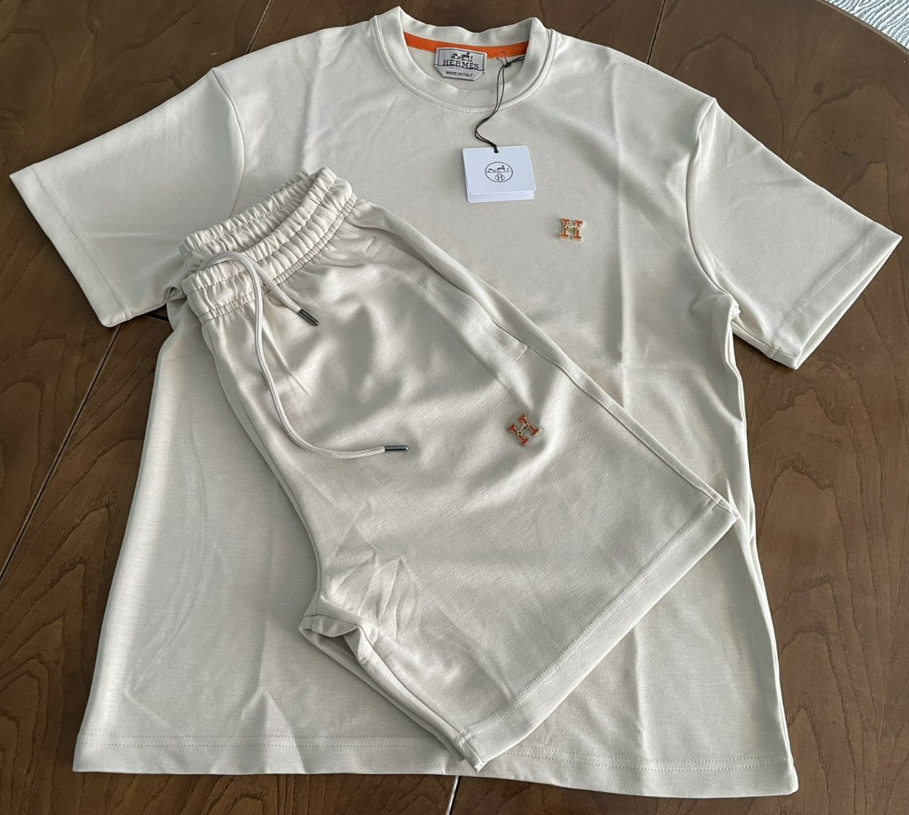Hermes Men\'s Cream Bottom and Top Set Large