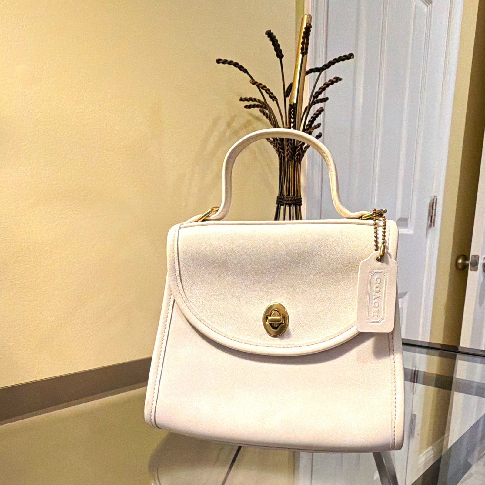 VTG Coach Bone White Leather Station Regina Top Handle Crossbody Purse 9983 VTG Coach Bone White Leather Station Regina Top Handle Crossbody Purse 9983