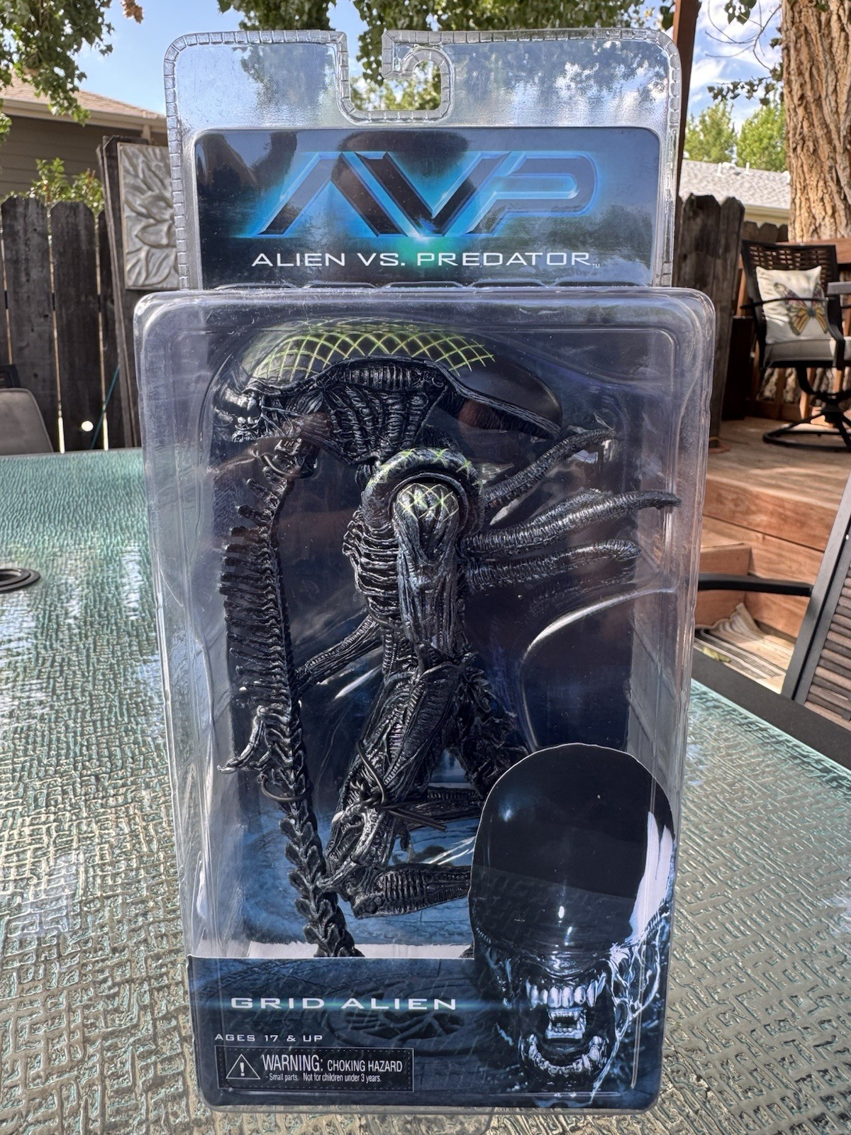 Authentic Neca AVP Grid Alien Reel Toys In Beautiful Condition