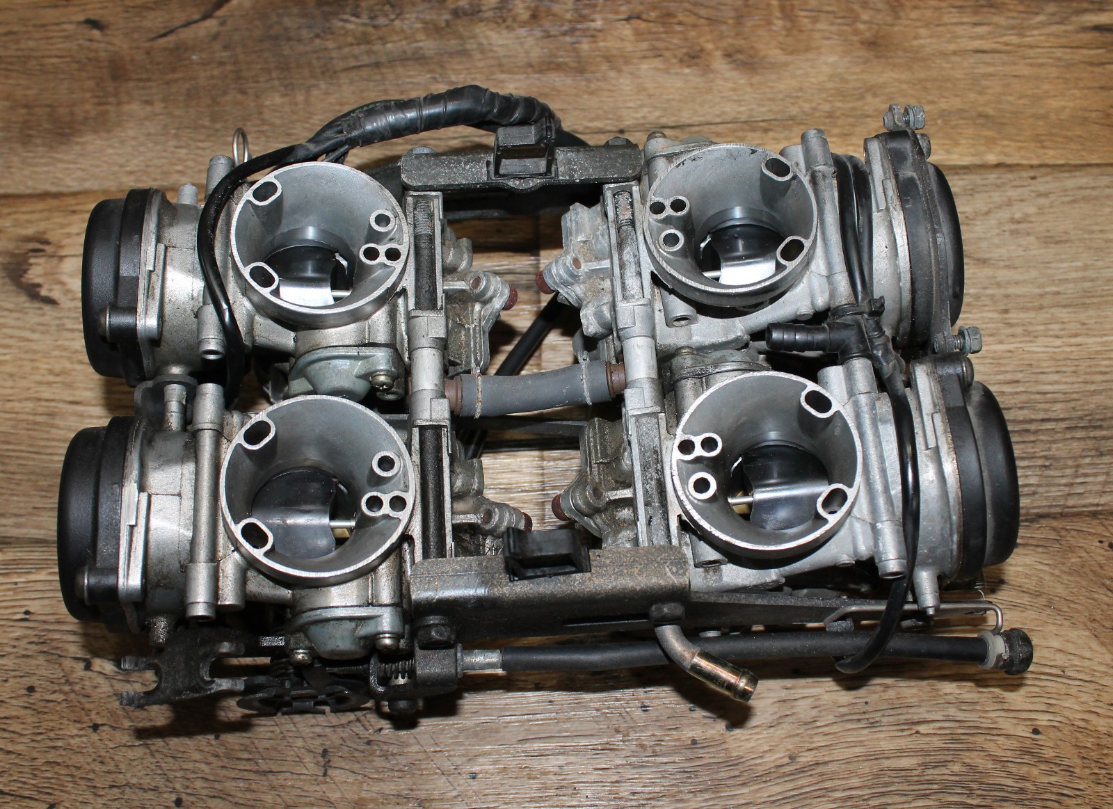 Good Used Set of OEM Carburetors for Yamaha XVZ 1300 Royal Star 2005-09 TOUR DLX