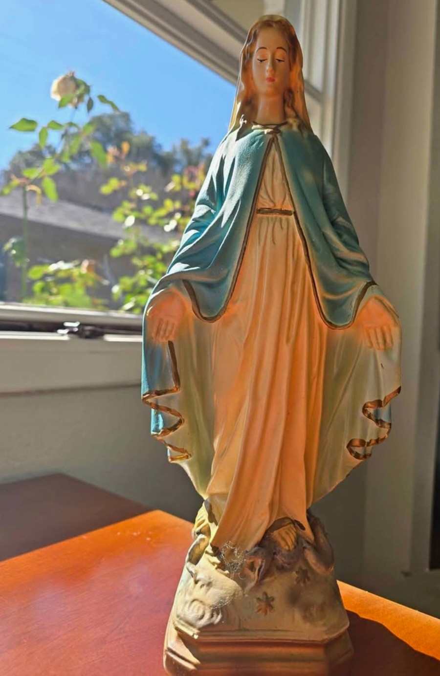 Vintage. Virgin Mary Statue. 1936.