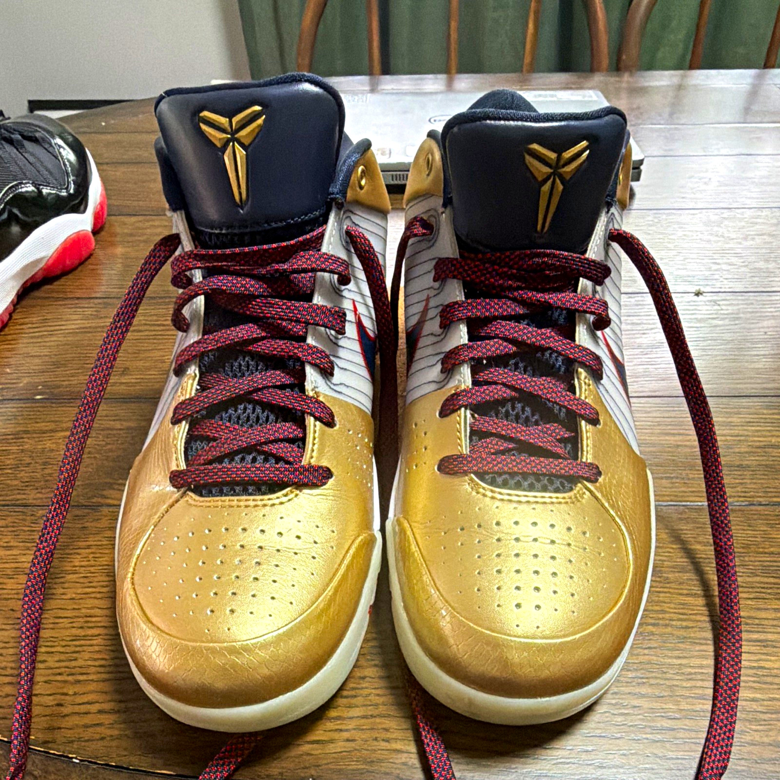 Nike Zoom Kobe IV Low Top Lace-Up Basketball Sneakers Colorblock Kobe