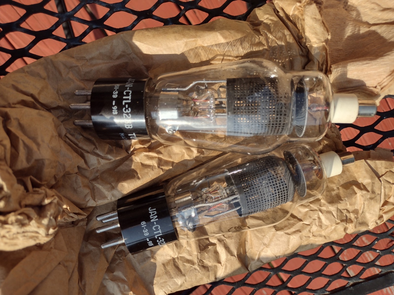 2 NOS Jan 323B Tung-Sol Rectifier Vacuum Tubes Matched Pair 9/61 2 NOS Jan 323B Tung-Sol Rectifier Vacuum Tubes Matched Pair 9/61