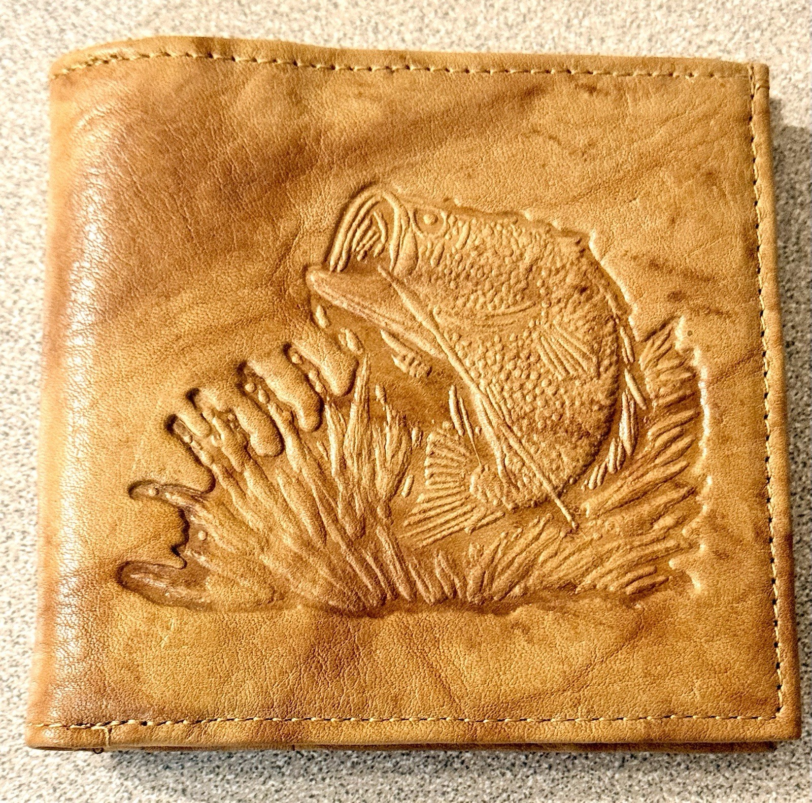 VTG Genuine Leather Bifold Wallet Embossed Bass Fish Fishing Outdoors NOS