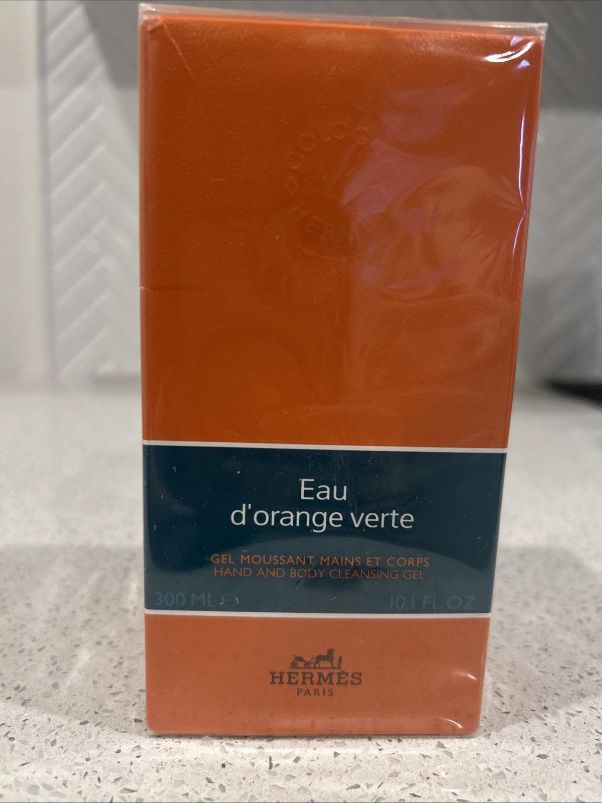 Hermes Eau D\'Orange Verte Hand and Body Cleansing Gel – 300 ML – New in Box