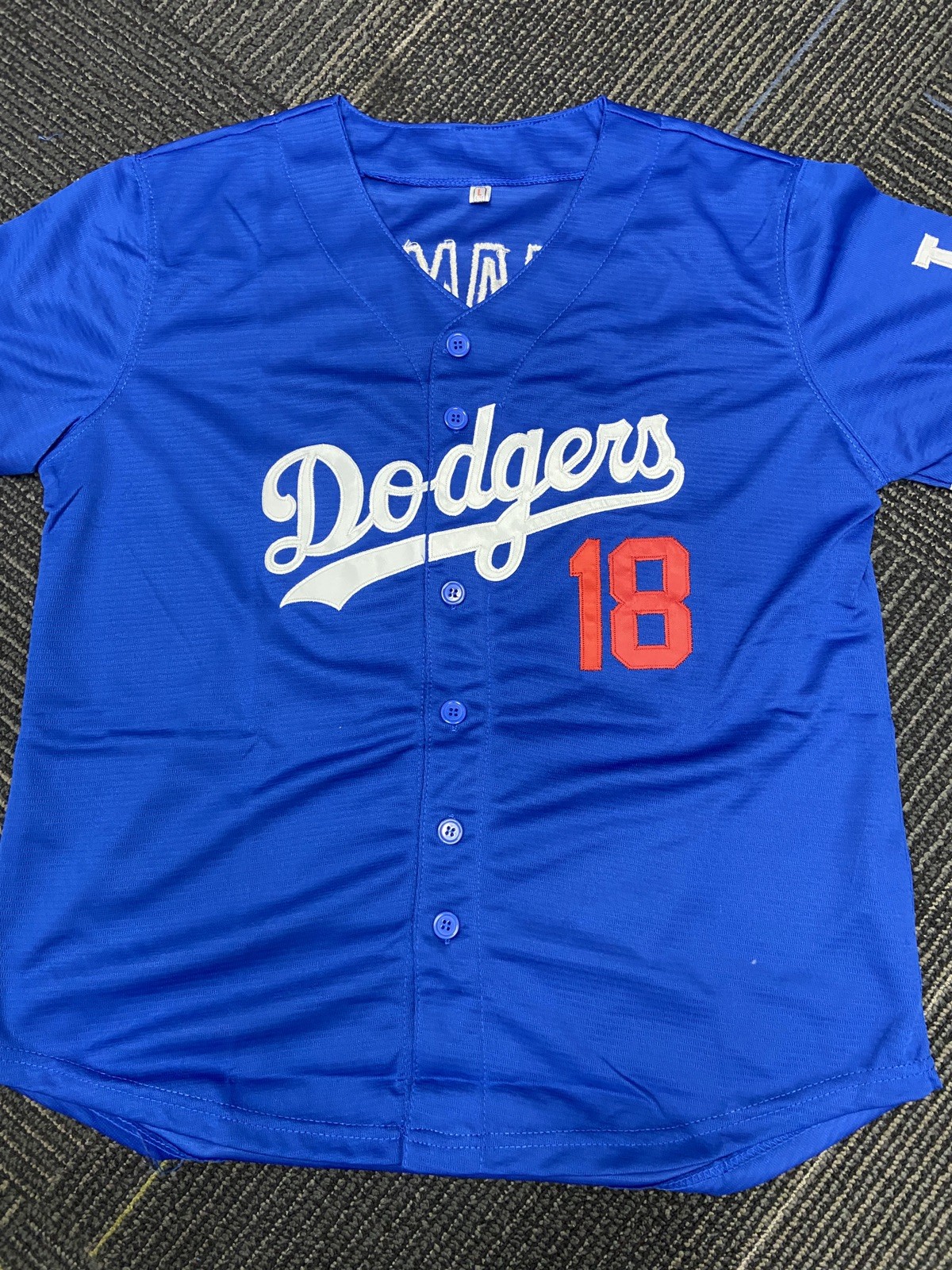 DODGERS JERSEY SHIRT #18 Yamamoto WOMEN ’ SIZE Large IN BLUE 