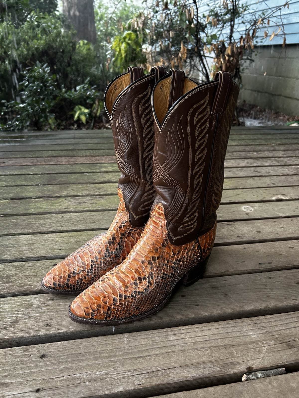 Vintage Well Preserved And Maintained Elegant Tony Lama Python Skin Boots