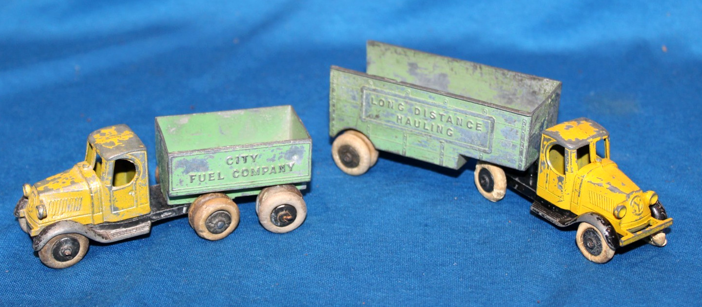 2 VINTAGE TOOTSIE TOY TRUCKS -1930s- CITY FUEL COMPANY & LONG DISTANCE HAULING 2 VINTAGE TOOTSIE TOY TRUCKS -1930s- CITY FUEL COMPANY & LONG DISTANCE HAULING