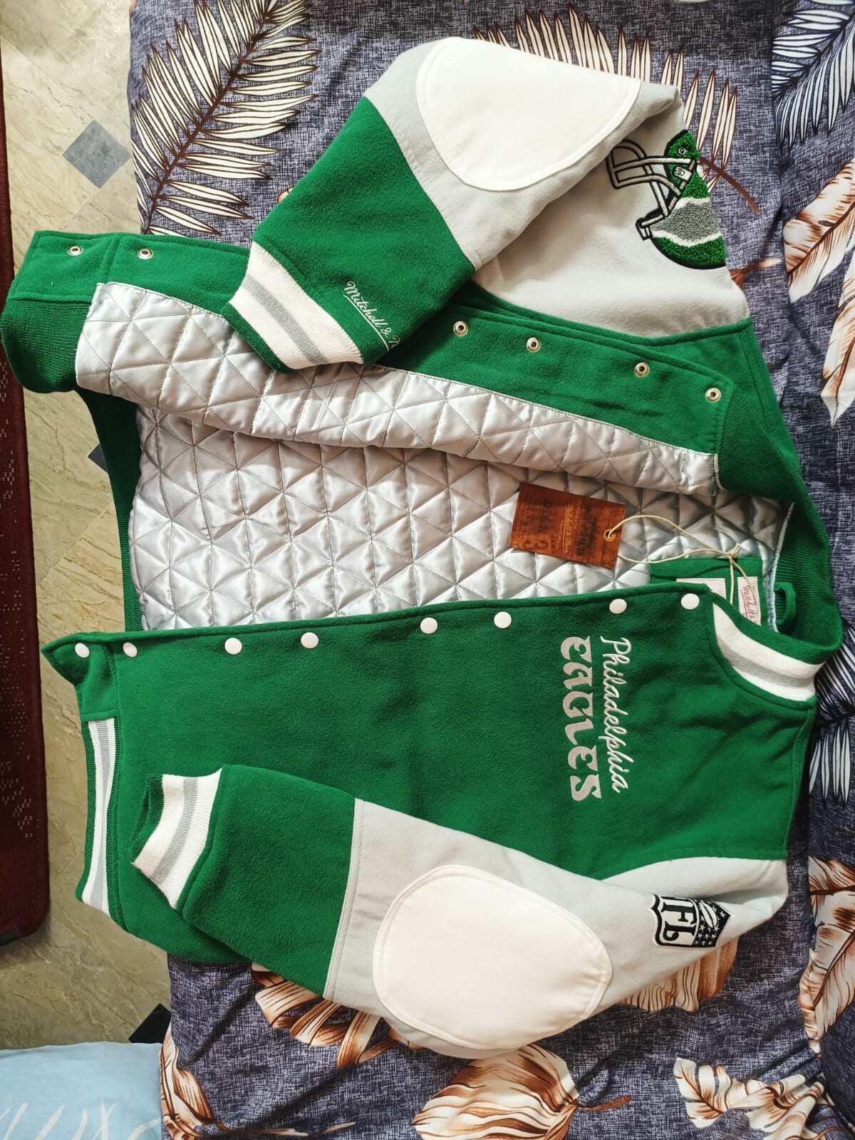 New Mitchell Ness Philadelphia Eagles NWT Princess Diana Varsity Jacket : Medium