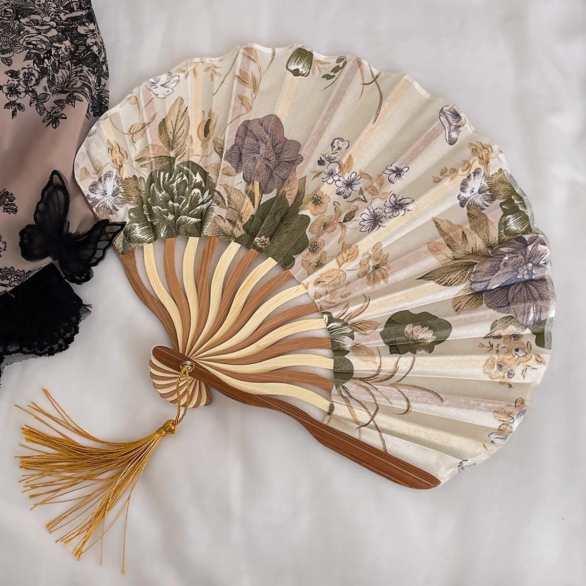 Handmade Chinese Folding Fan 16- Bamboo Silk Print Dance Performance Fan