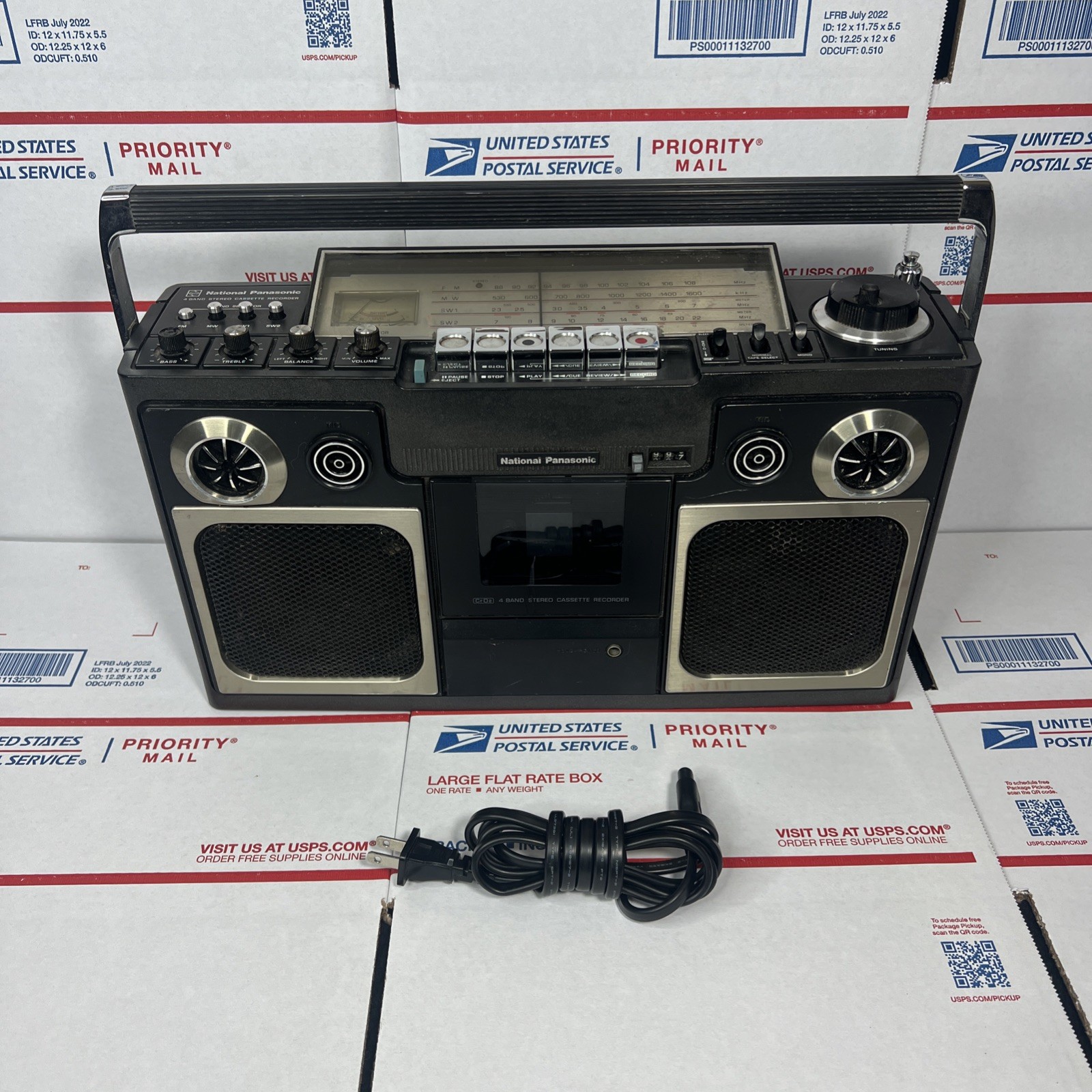 National Panasonic RS-4300FDS 4 Band Stereo Cassette Boombox -RADIO WORKS - READ