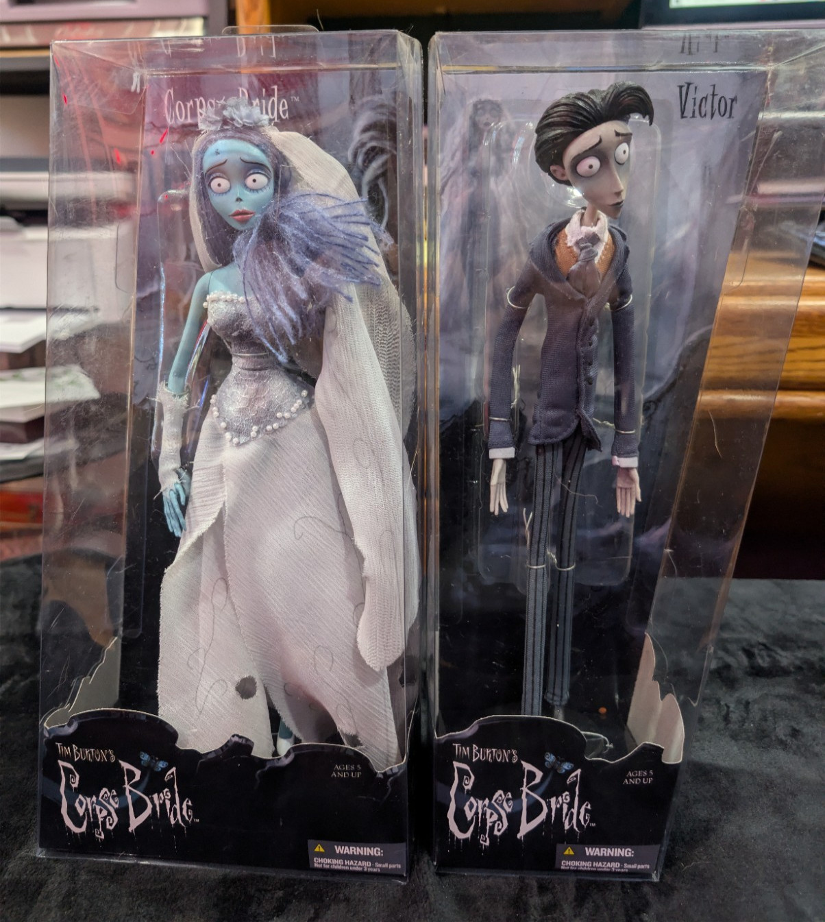 2005 McFarlane Corpse Bride Emily & Victor Fashion Dolls Factory Sealed NIB 2005 McFarlane Corpse Bride Emily & Victor Fashion Dolls Factory Sealed NIB