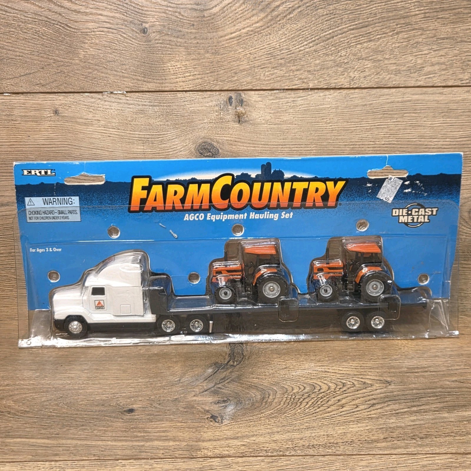 1996 ERTL Farm Country AGCO Equipment Hauling Set Allis Tractors #2306 NEW 1996 ERTL Farm Country AGCO Equipment Hauling Set Allis Tractors #2306 NEW