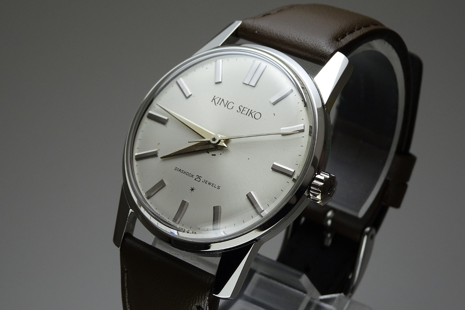 Serviced Vintage 1964 JAPAN KING SEIKO FIRST MODEL 15034 25J Hand-winding. Serviced Vintage 1964 JAPAN KING SEIKO FIRST MODEL 15034 25J Hand-winding.