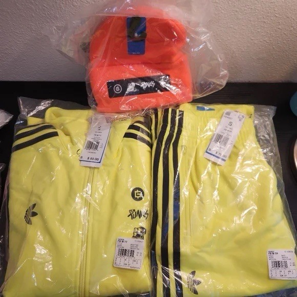 Adidas Into the Metaverse Tracksuit Beanie BAYC PUNKS Size S NEW Track Suit Adidas Into the Metaverse Tracksuit Beanie BAYC PUNKS Size S NEW Track Suit