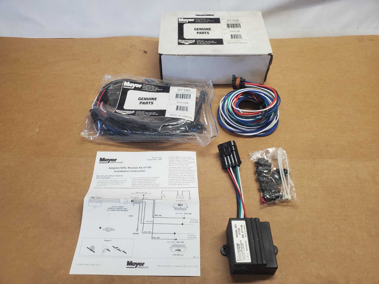 Genuine Meyer Night Saber DRL Headlight Adapter Kit Nite 07108 99-02 Chevy/GMC