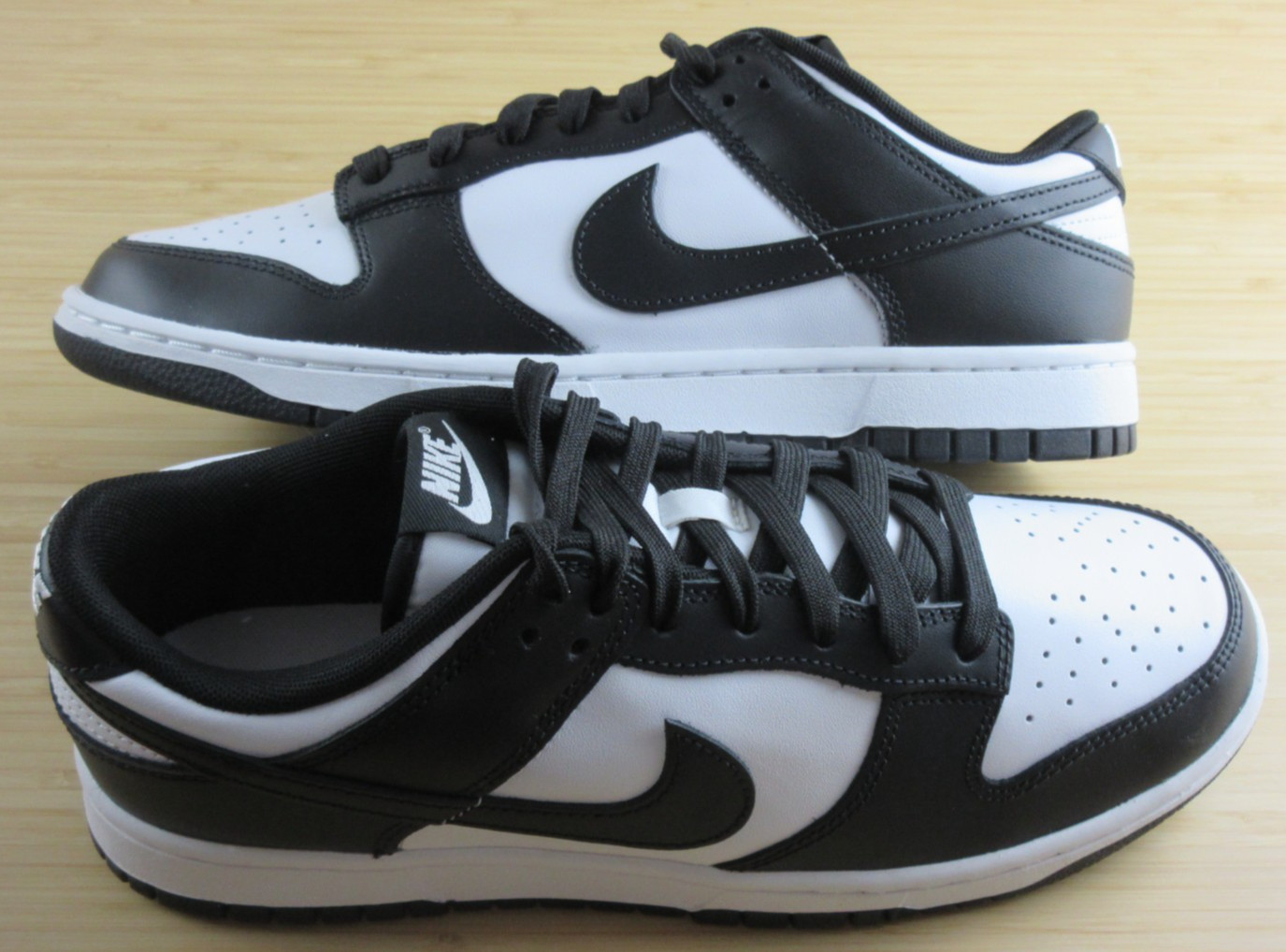 Nike Men\'s Dunk Low Retro White Black Panda 2 Tone Lace Up Shoes Size 9.5 NIB
