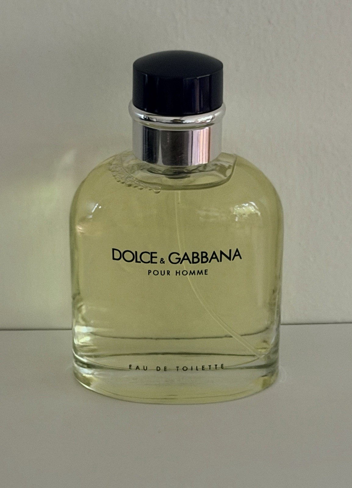 Dolce & Gabbana Pour Homme EDT (4.2 Oz / 125 ML) *Vintage Proctor & Gamble Batch Dolce & Gabbana Pour Homme EDT (4.2 Oz / 125 ML) *Vintage Proctor & Gamble Batch