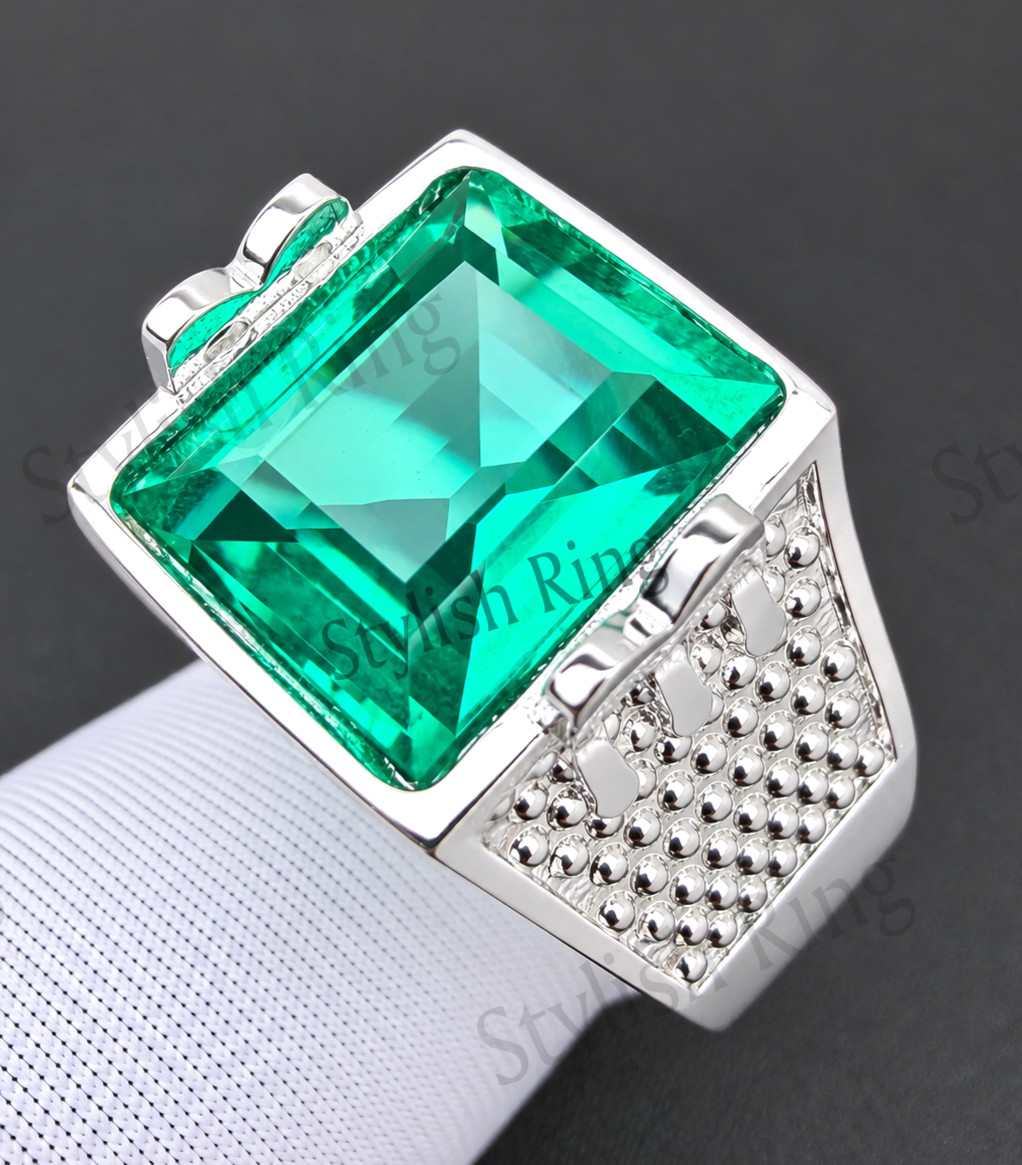 Green Emerald Gemstone Ring For Men\'s With 925 Sterling Silver Emerald Cut Ring