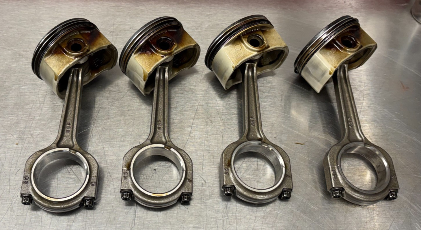 2012 Yamaha F150 Connecting Rods Pistons & Rings 2011 thru 2022 set of four 4 2012 Yamaha F150 Connecting Rods Pistons & Rings 2011 thru 2022 set of four 4