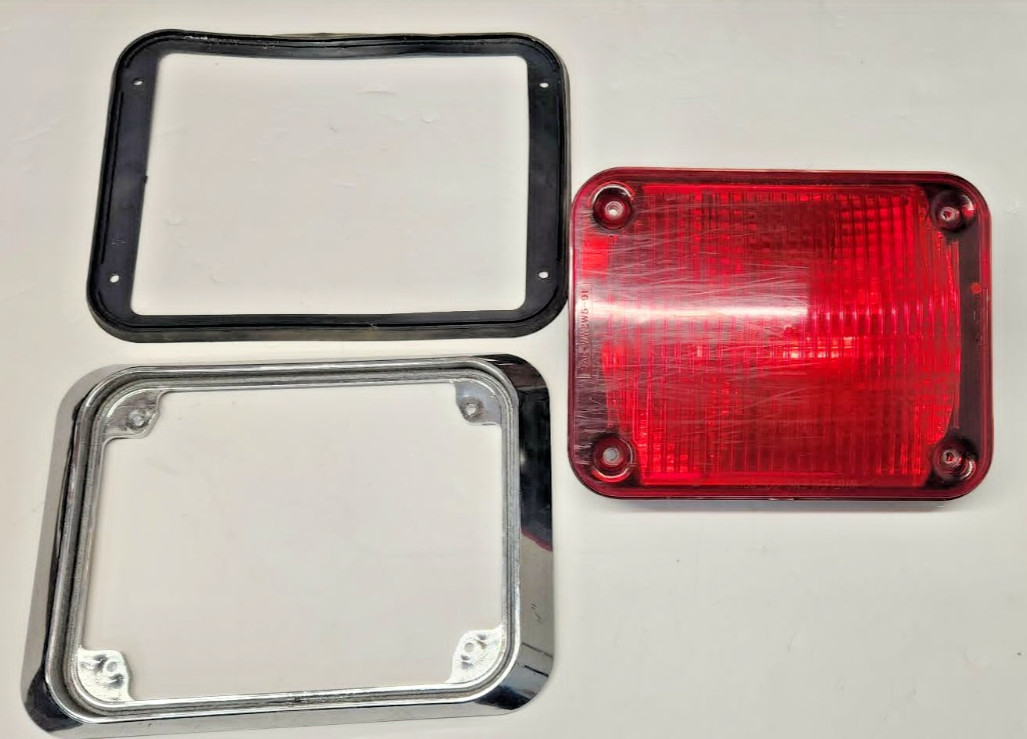 Whelen 900 Series Red Halogen Lighthead Assy 02-0283694-00C Chrome Flange Gasket
