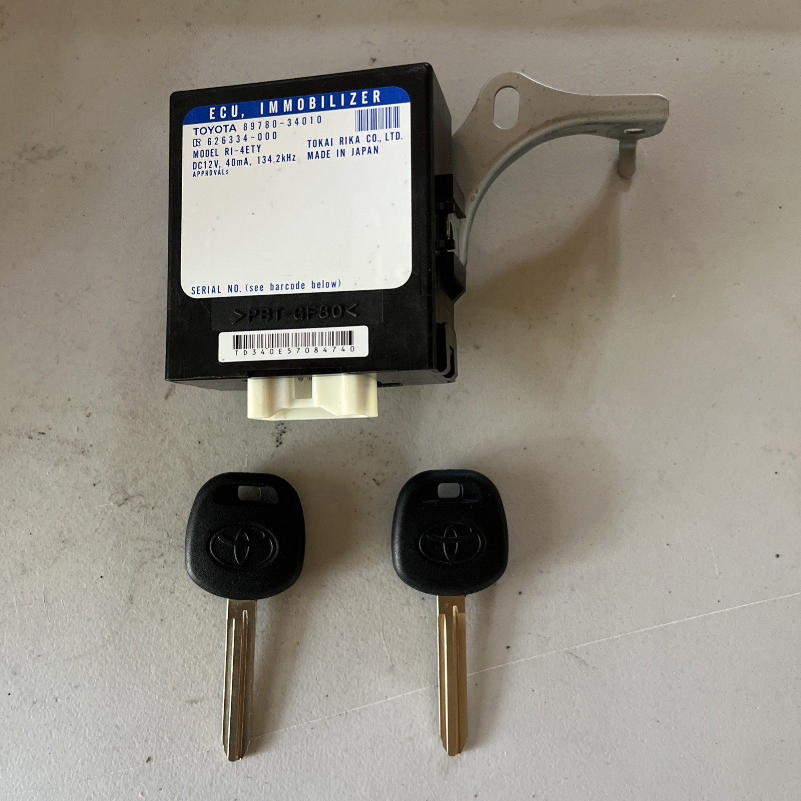 01-07 TOYOTA SEQUOIA PROGRAMMED PLUG & PLAY REFLASHED IMMO+ 2 KEYS 89780-34010 01-07 TOYOTA SEQUOIA PROGRAMMED PLUG & PLAY REFLASHED IMMO+ 2 KEYS 89780-34010
